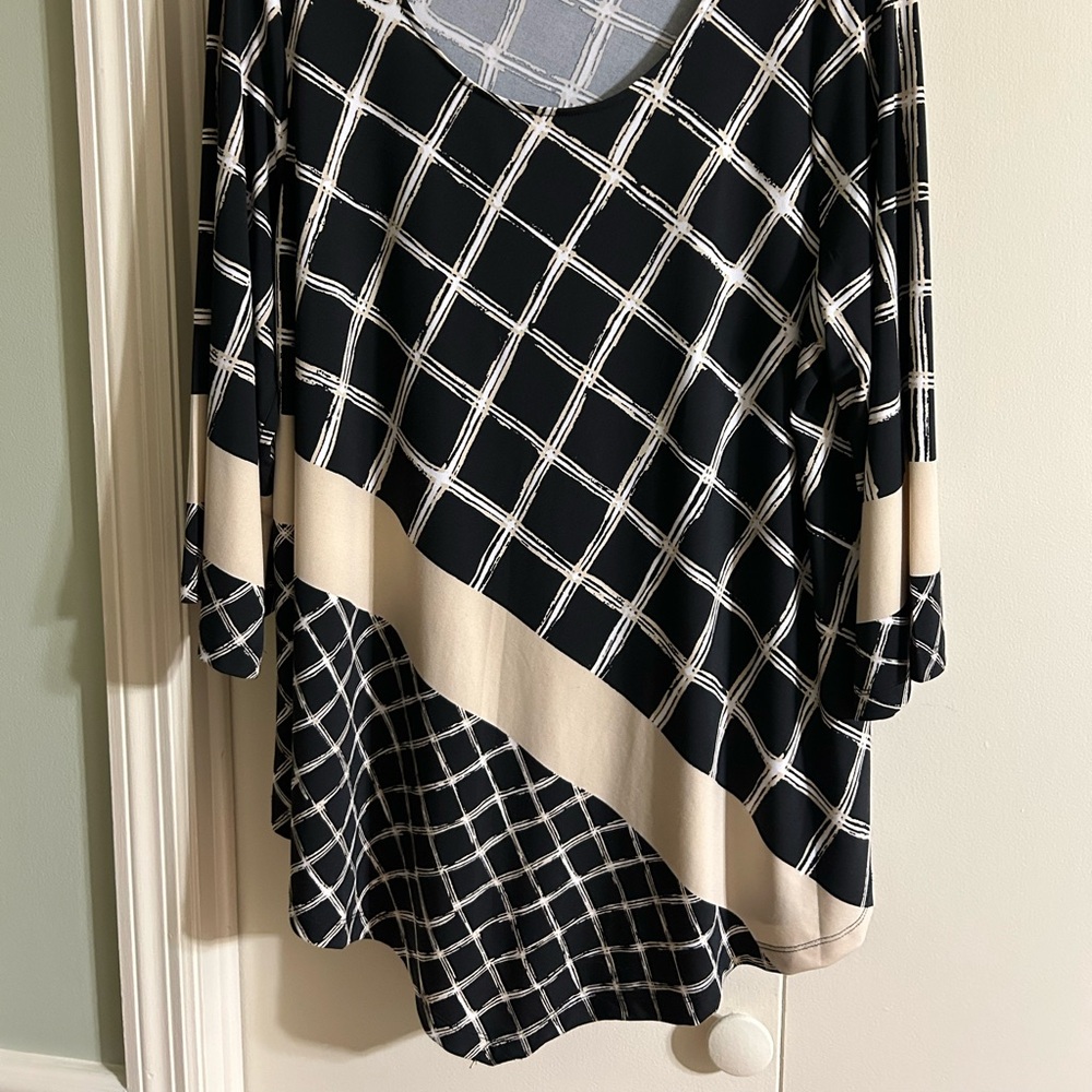 Black and Cream Women's Top